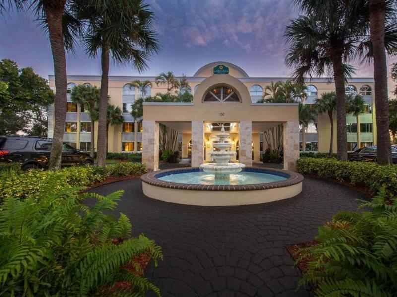 La Quinta I-95 Deerfield Beach - Next To The Home Depot & Behind The Wawa Εξωτερικό φωτογραφία